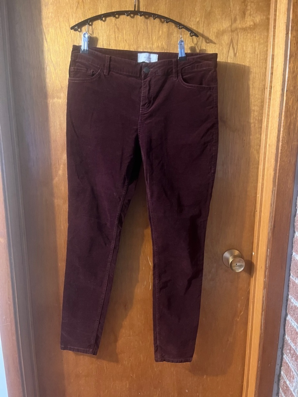 Woman’s Fat Face Women’s Skinny Corduroy Jeans in Deep Burgundy 12